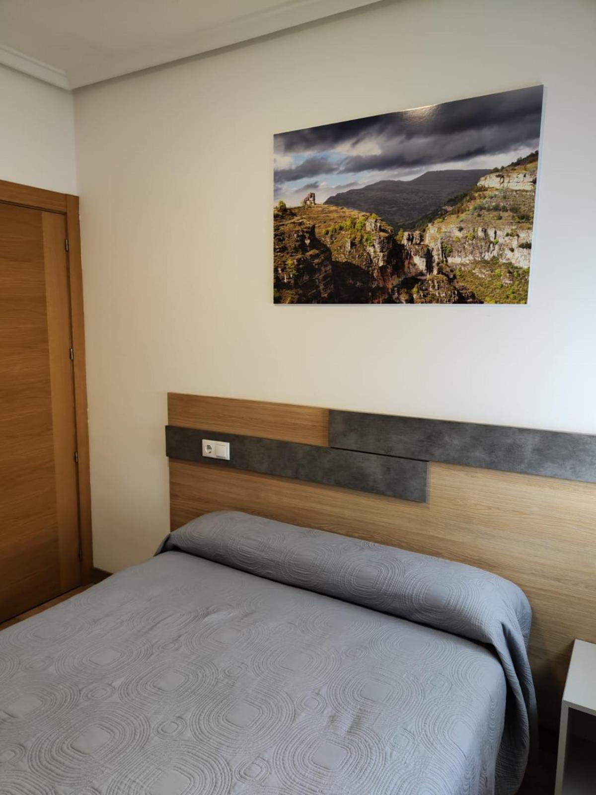 Hostal Rioja Condestable 로그로노 외부 사진