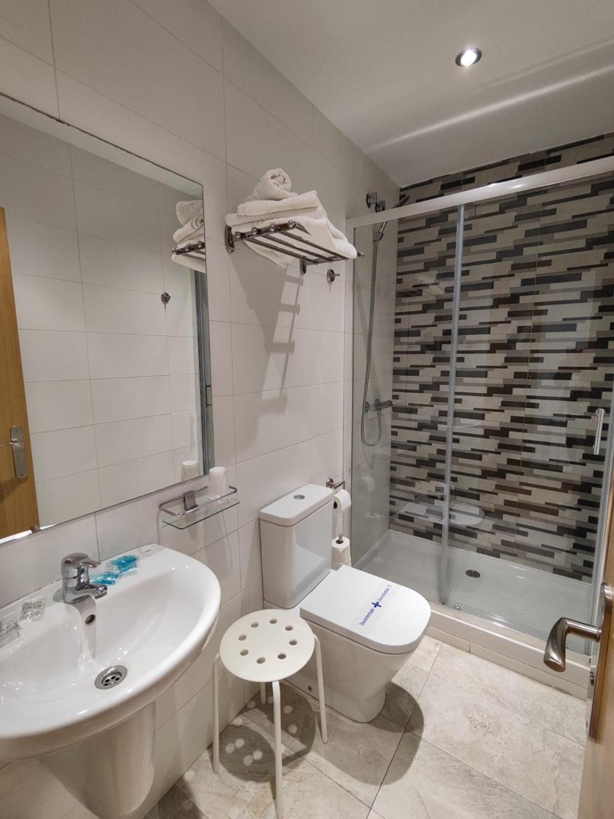Hostal Rioja Condestable 로그로노 외부 사진