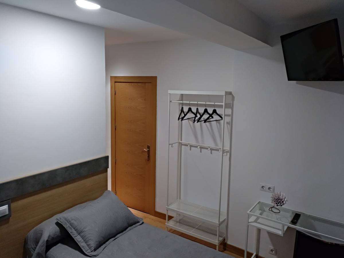 Hostal Rioja Condestable 로그로노 외부 사진
